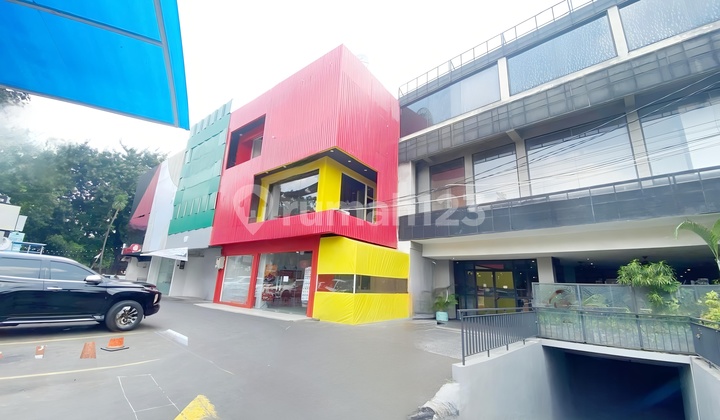Modern 4-Story Shophouse in Strategic Kemang Area