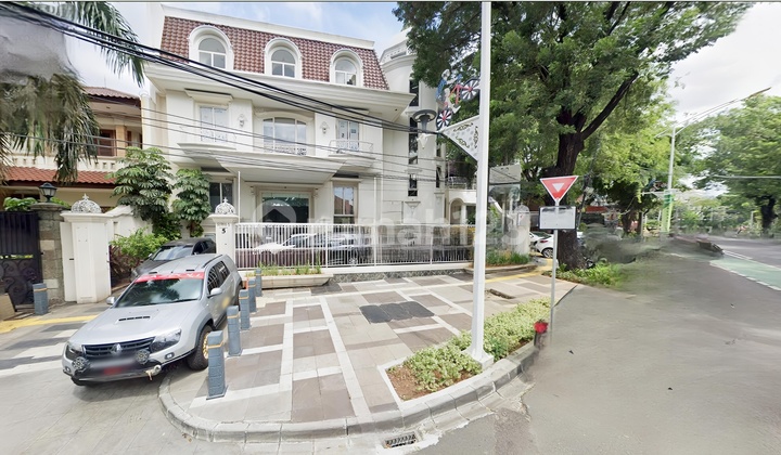 Ruang Utama Strategis Di Jalur Utama Senopati Kebayoran Baru Ruang Utama Strategis Di Jalur Utama Senopati Kebayoran Baru