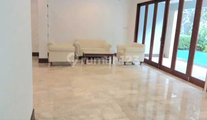 Rumah 4 Kamar Tidur di Kebayoran Baru Unfurnished Rumah 4 Kamar Tidur di Kebayoran Baru Unfurnished