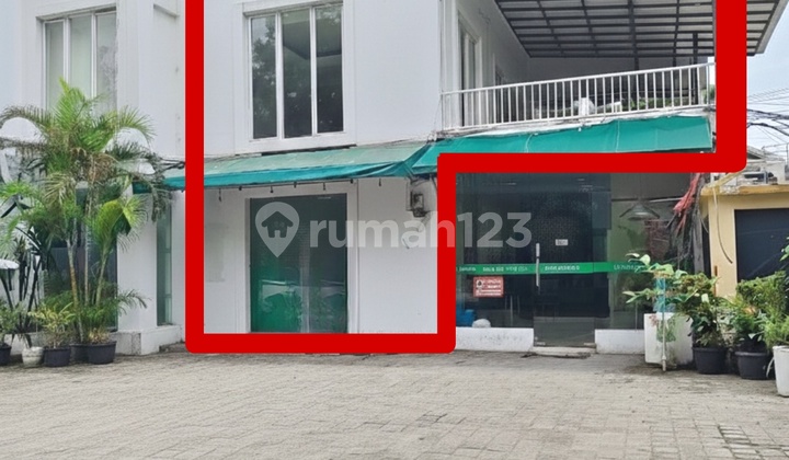 Ruko 3 Lantai di Jalan Utama Bangka Kemang