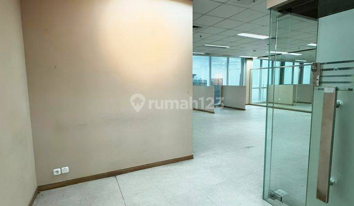 Ruang Usaha Kantor Axa Tower Kuningan Luas 146m2  2