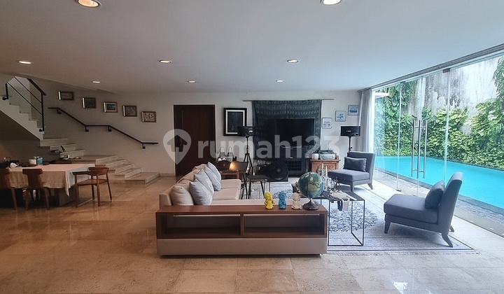 Rumah Bagus 2 Lantai di Kebayoran Baru 4Br Unfurnished 1