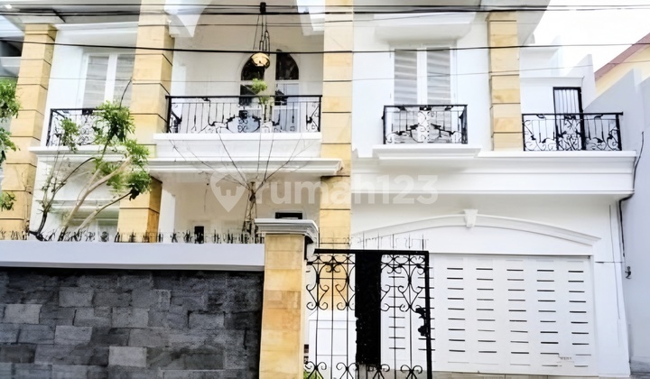 House in Cilandak 5 Bedrooms Unfurnished House in Cilandak 5 Bedrooms Unfurnished