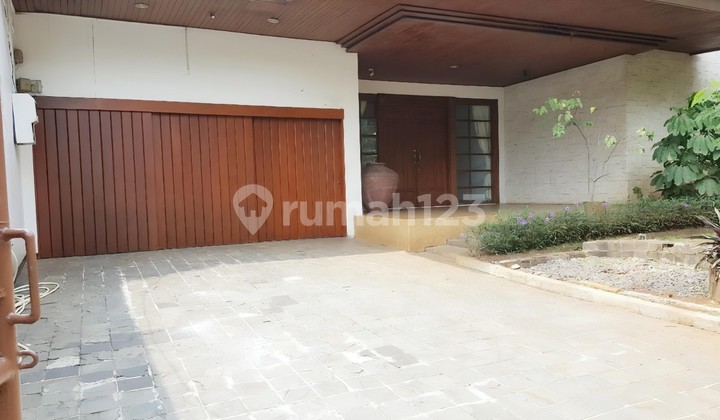 Rumah Bagus Dengan Pool Di Pondok Indah Dekat Jis 2