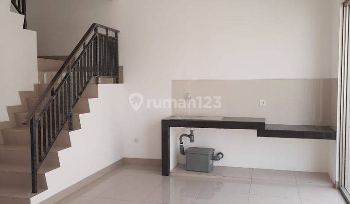 Disewakan Rumah Pik 2 8x10 Kosongan Murce 2