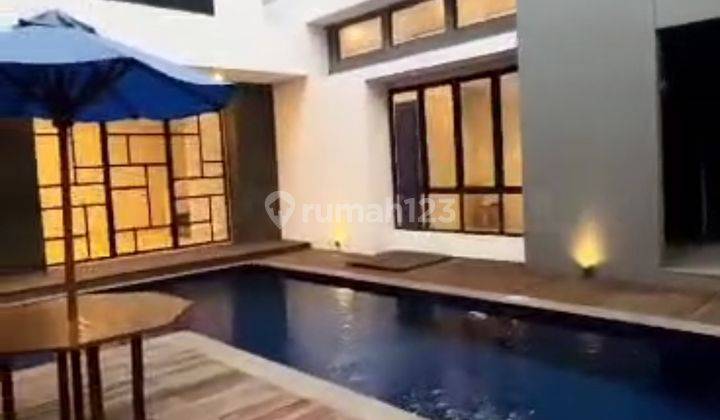 Rumah Bagus Modern 2 Lantai Di Gading Serpong  2