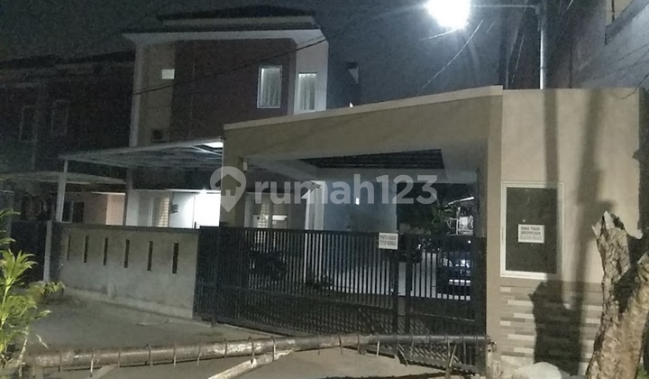 Rumah 2 Lantai Full Furnished Nyaman Carina Townhouse Cengkareng Jakarta Barat 2
