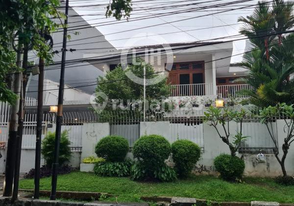 For Sale Classic Teak Wood Design House, Suitable for Business, Tomang - West Jakarta