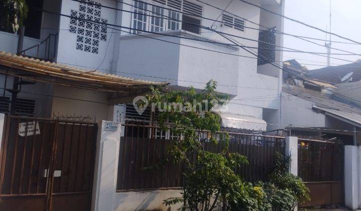 Rumah Tua Hitung Tanah, Strategis di Tomang, Jakarta Barat 1