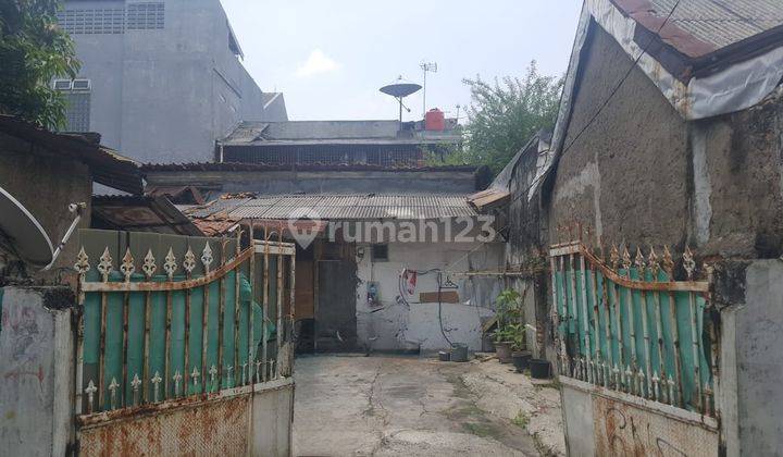 Rumah Tua Hitung Tanah Cocok Untuk Dibangun Cluster di Grogol, Jakarta Barat 2