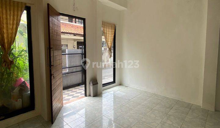 Rumah siap huni nyaman, rapi, 1 lantai, 2BR, Grogol, Jakarta Barat 1