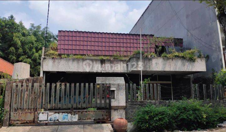 RUMAH TUA, Hitung Kavling, Lokasi ramai dan strategis, Tomang, Jakarta Barat 1