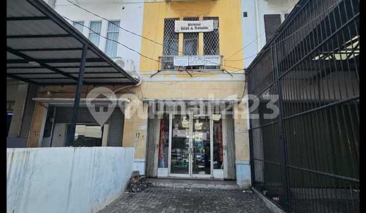 Ruko 3 Lantai Cocok Untuk Klinik/Apotek di Grogol, Jakarta Barat