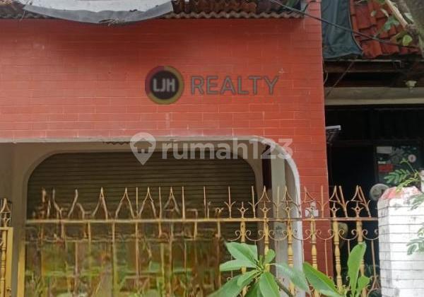 Rumah Tua Lokasi Strategis, Petojo, Jakarta Pusat