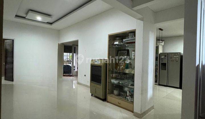 Rumah Minimalis modern Bagus,komplek Tomang, Jakarta Barat 1