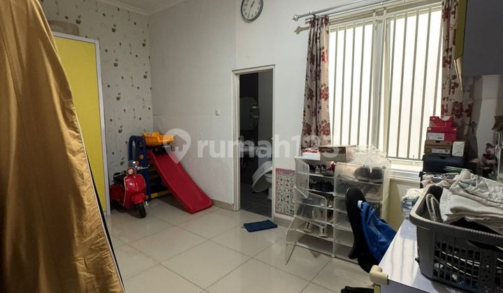 Rumah Nyaman, Full Furnish Minimalis, Cocok Untuk Pasangan Muda, Tomang, Jakarta Barat 2