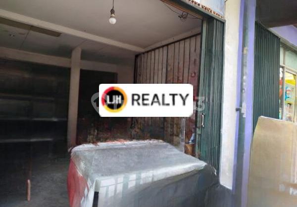 Dijual Rumah 1 Lantai Lokasi Strategis di Tomang, Jakarta Bara