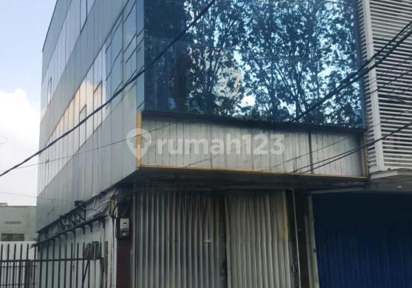 Di Jual Ruko Komersil di Pinggir Jalan Raya Tomang, Jakarta Barat. Di Jual Ruko Komersil di Pinggir Jalan Raya Tomang, Jakarta Barat.