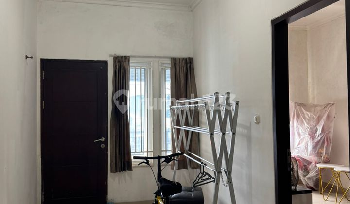 Rumah Nyaman, Full Furnish Minimalis, Cocok Untuk Pasangan Muda, Tomang, Jakarta Barat 2