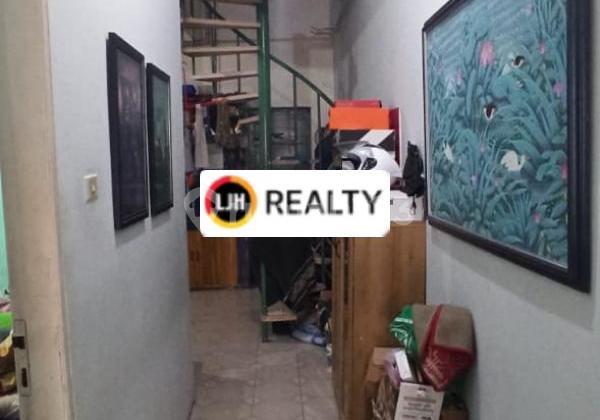 For Sale 2-Story House Ready to Occupy, in Tomang Raya, West Jakarta 2