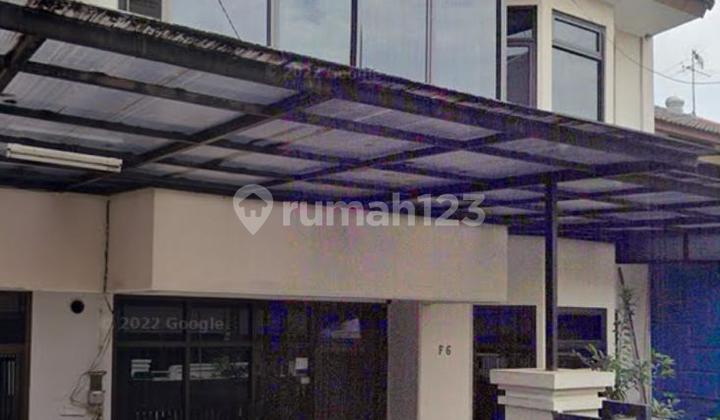 2.5 Story House 4+1 BR Comfortable Residence in Strategic Area, Sunter, North Jakarta