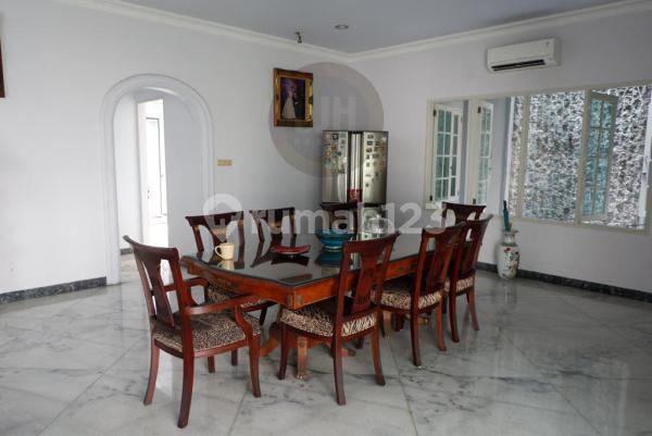 Rumah bagus, mewah, nyaman dan aman di Puri Indah. Jakarta Barat   2