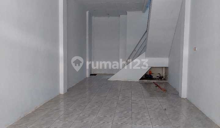 Strategic 5-Story Shophouse Suitable for Office and Business in Karang Anyar, Central Jakarta 2