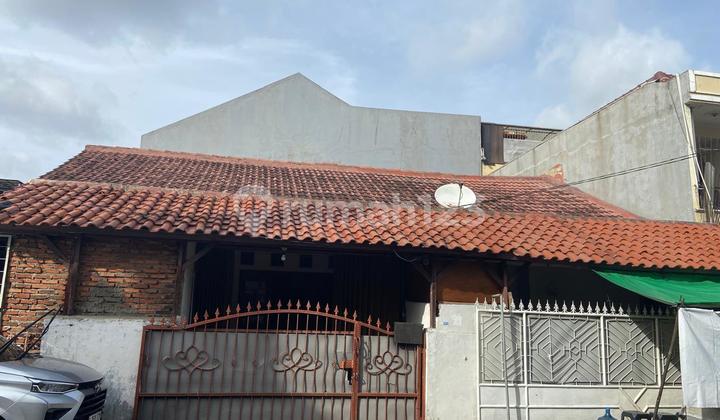 Dijual Rumah Tua Lokasi Cocok untuk Bangun Kost, Ruko dan Kantor, Tomang Jakarta Barat , Tomang Dijual Rumah Tua Lokasi Cocok untuk Bangun Kost, Ruko dan Kantor, Tomang Jakarta Barat , Tomang