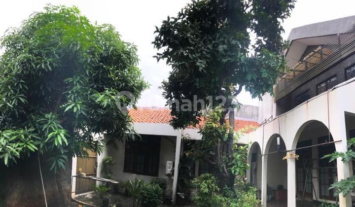 House for Rent with a Large Yard, Tanjung Duren, West Jakarta.