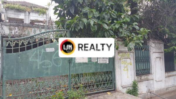 Dijual Rumah lokasi Strategis, di Tomang  1