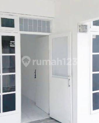 Rumah 1,5 Lantai di Tomang Jakarta Barat 2