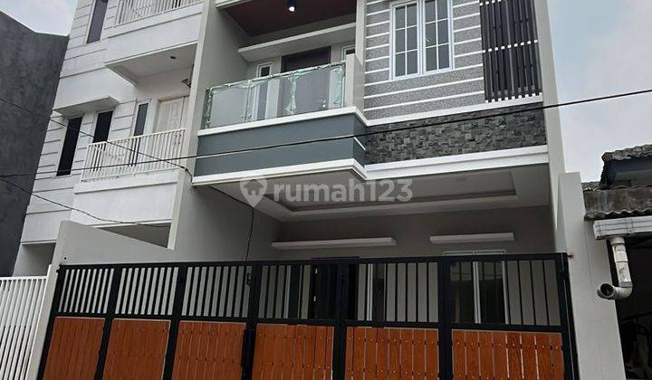 Rumah Baru Minimalis Cantik, Nego Sampe Jadi, Green Ville, Tanjung Duren, Jakarta Barat 1