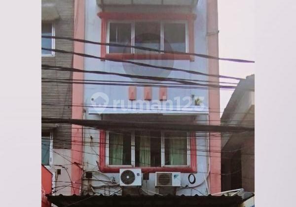 Dijual Ruko Siap Pakai Cocok untuk Usaha Bisnis di Tomang, Jakarta Barat Dijual Ruko Siap Pakai Cocok untuk Usaha Bisnis di Tomang, Jakarta Barat