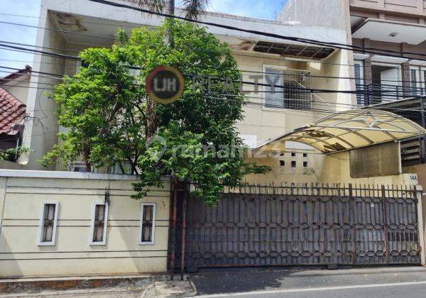 Rumah di belakang wisma lampung tomang jakarta barat hitung tanah 1