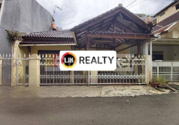 Rumah di Gelong Tomang, Jakarta Barat Selangkah Ke Taman Anggrek Rumah di Gelong Tomang, Jakarta Barat Selangkah Ke Taman Anggrek