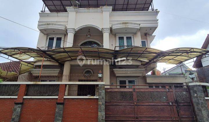 Rumah 3lantai Di Belakang Slipi Jakarta Barat Jalan Boulevard 1