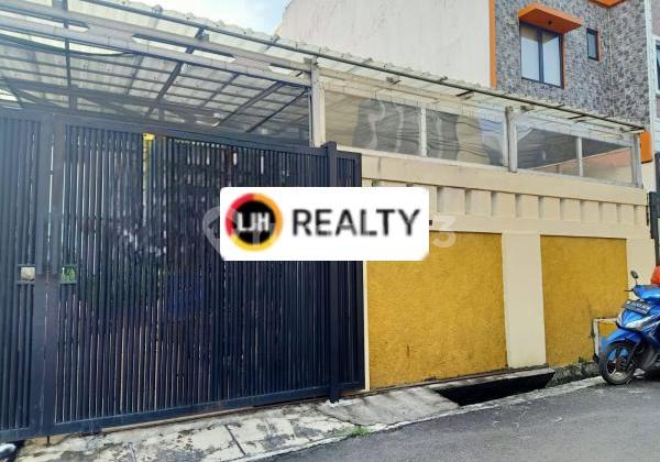 Rumah di Gelong Tomang Jakarta Barat Lokasi Nyaman Hadap Tenggara