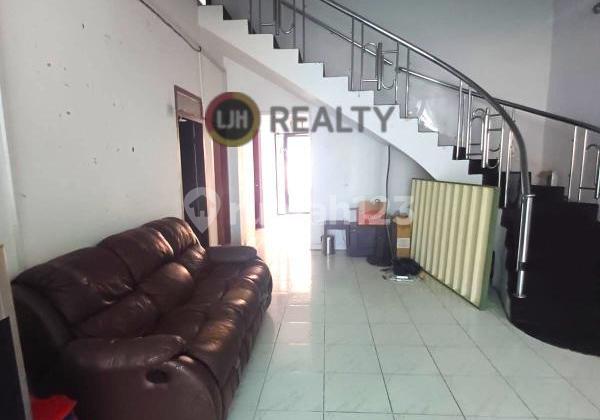 Rumah di belakang tomang hero jakarta barat lokasi amat strategis 2