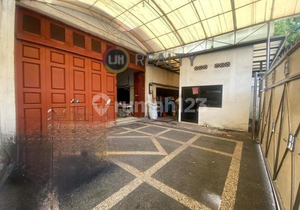 Rumah Mandala Tomang Jakarta Barat Strategis 3,5 Lantai, Jakarta Barat