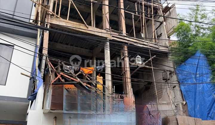 Kos Under Construction with Rooftop ROI Above 11% Near University 1