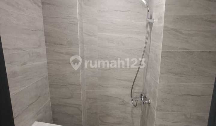 DIJUAL CEPAT Apt Collins Boulevard tipe Studio di Raya Serpong Siap Huni