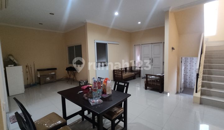 JUAL CEPAT Rumah di Cluster Crystal Gading Serpong Kondisi Semi Furnish Siap Huni