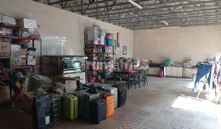 DISEWAKAN !!!  Rumah FURNISH 2 lantai di Villa Melati Mas cocok untuk usaha 2