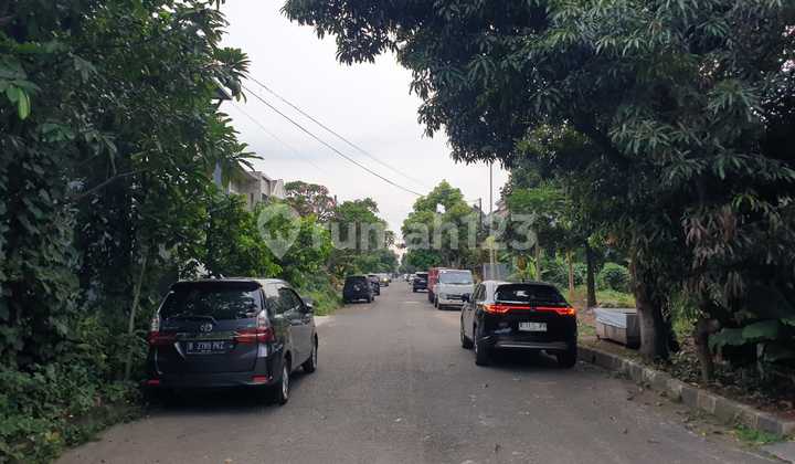 FOR SALE QUICK Plot in Sector 1E - Gading Serpong excellent position. FOR SALE QUICK Plot in Sector 1E - Gading Serpong excellent position.