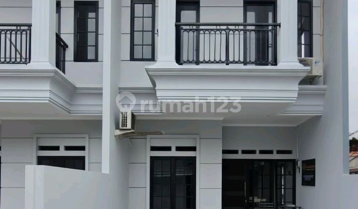 Dijual Rumah Klasik Modern Lokasi Juanda Depok 1