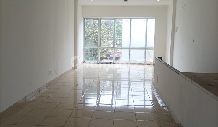 Ruko 3 Lantai Hadap Jalan Raya Gading Serpong