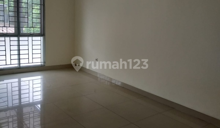 Neat House Azalea Cluster Gading Serpong 2