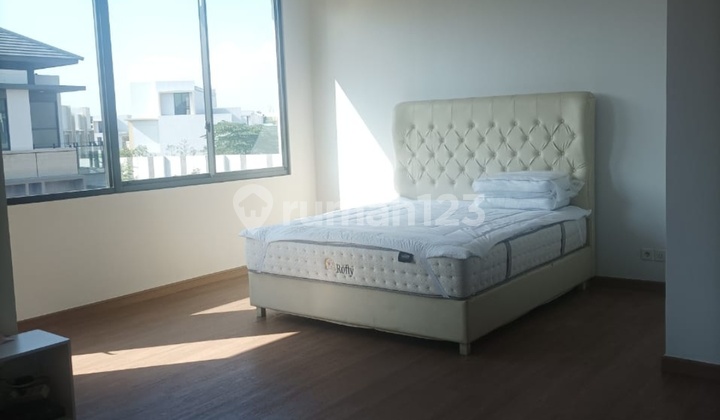 Rumah Mewah Murah BSD City Zora 2