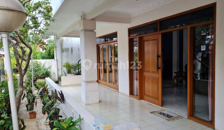 Rumah 2 Lantai di Jl Sambas, Kebayoran Baru, Jakarta Selatan 1