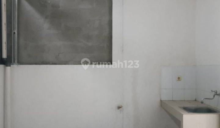 Rrumah 1 Lantai.lt 72m Lb 54 Mkt 2 Km 1 Sewa 20jtdeposit 2,5jt 2